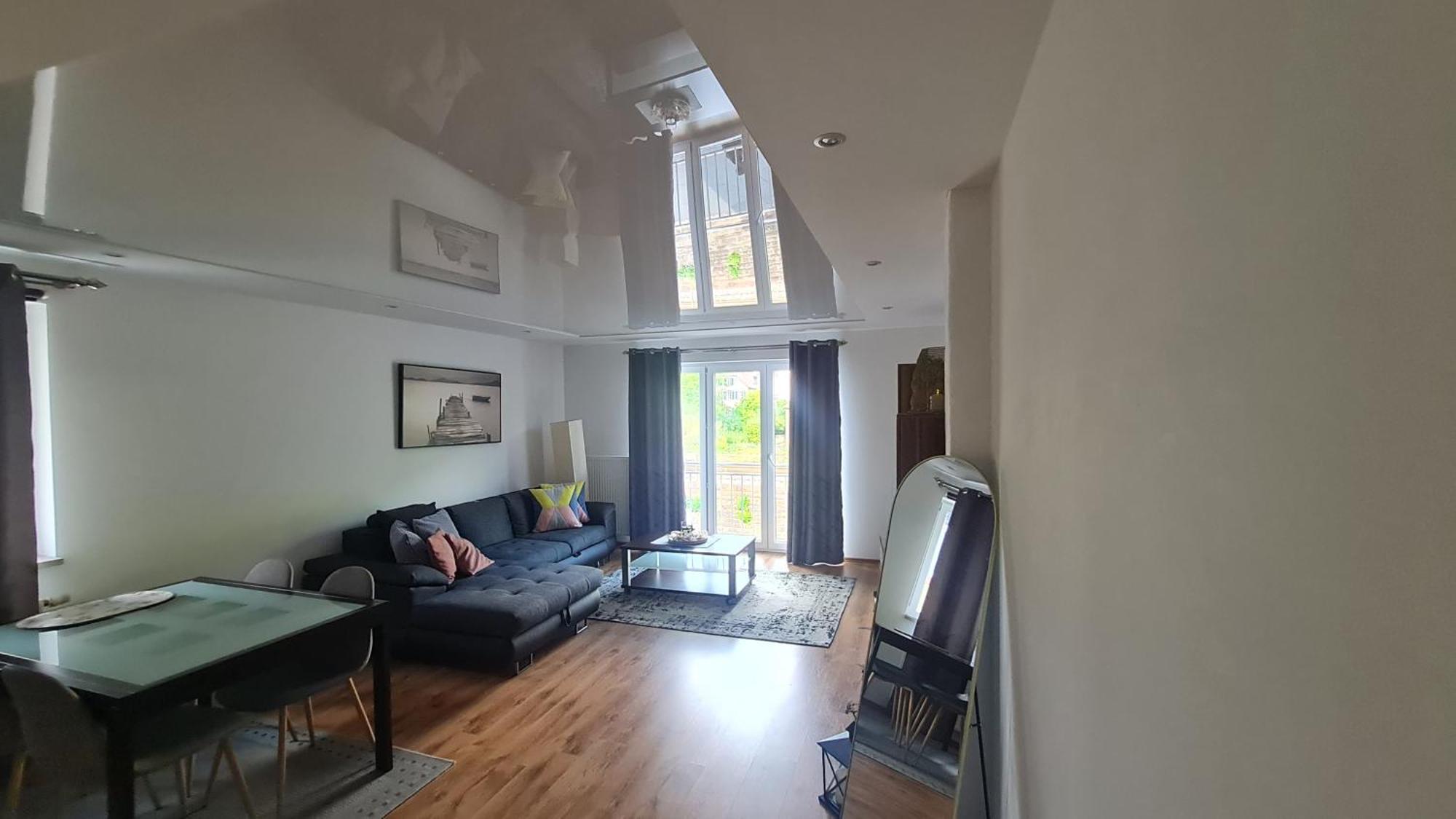 Apartment Mit Aussicht Auf Burg *